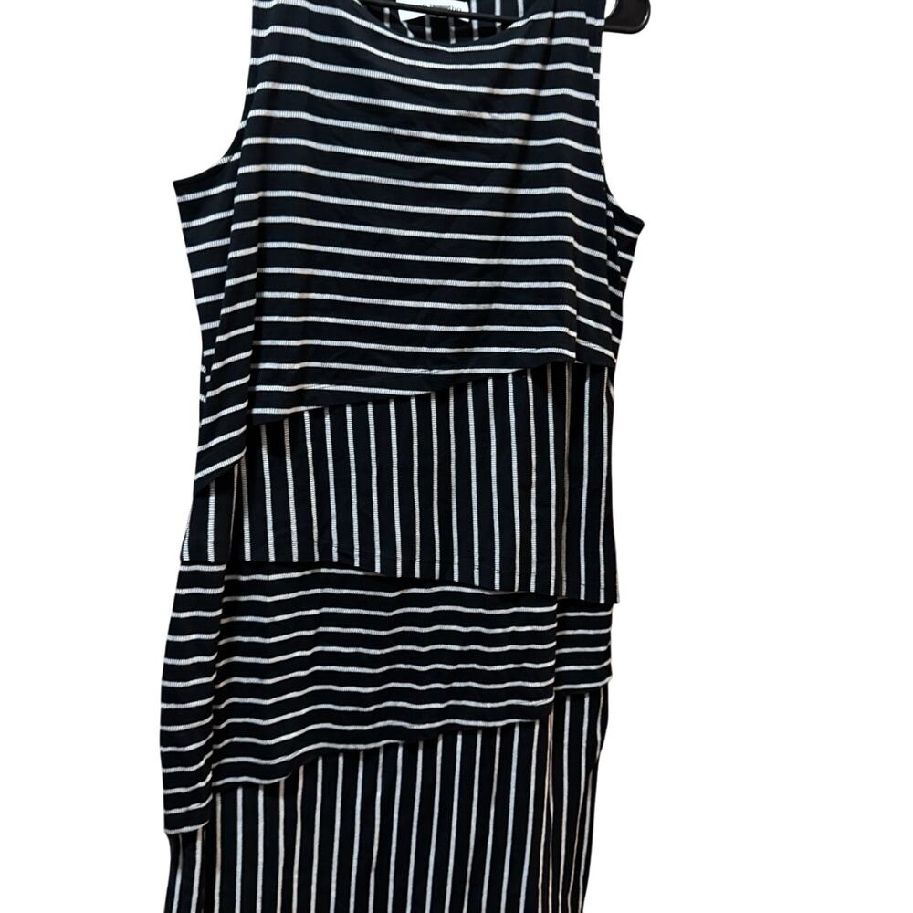 Striped sleeveless dress size large - Picture 5 of 12